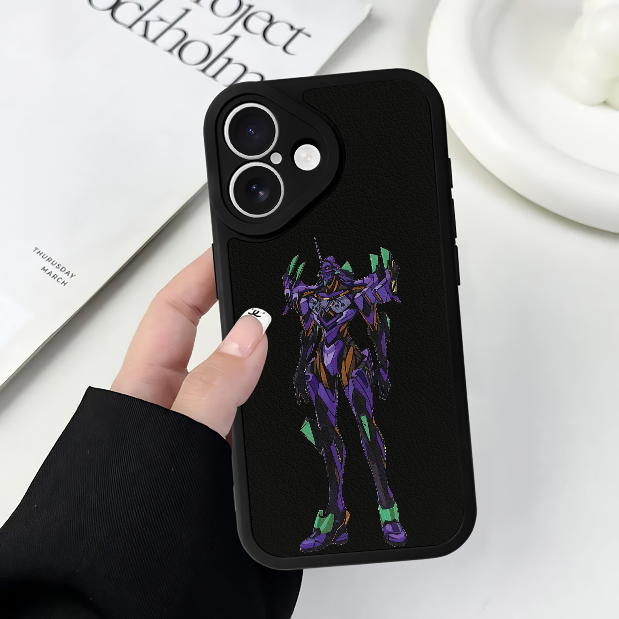 （画像用） EVA 新世紀エヴァンゲリオン 【iPhone 16シリーズ対応】シリコンスマホケース（レザー調） 材質：シリコン